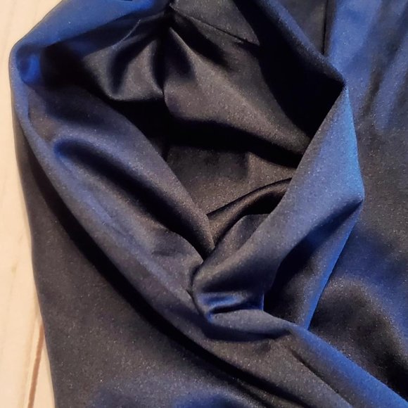 Rock Steady Pin-Up Dress Royal w/Red Buttons Size Medium - Picture 4 of 6